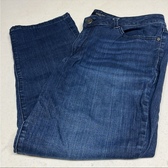 Lee Modern Series Curvy Fit Jeans - Blue - Picture 2 of 13